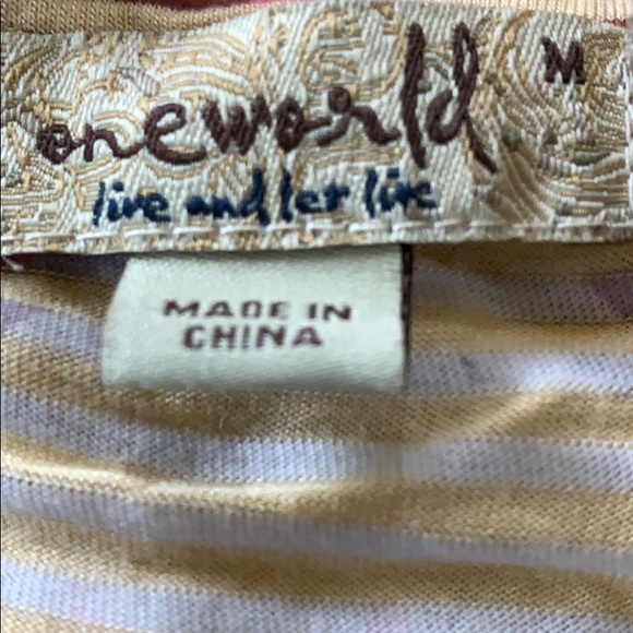 One World Short Sleeve Top Medium - Picture 7 of 7